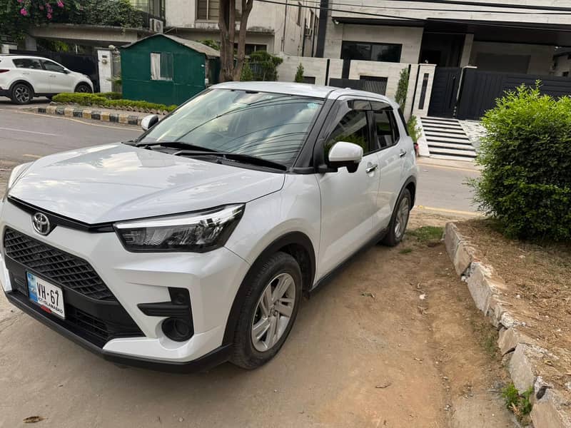 Toyota Raize G 2020/2023 100℅ genuine just by and drive

                                                            alt=