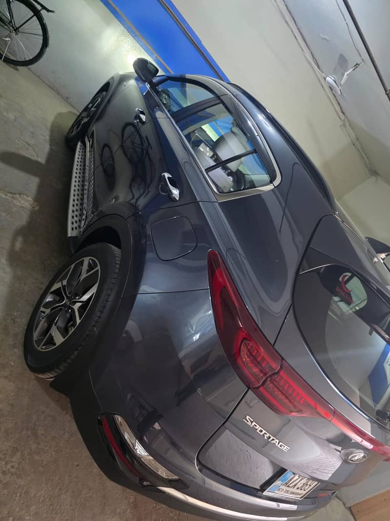 KIA Sportage AWD 2022

                                                            alt=