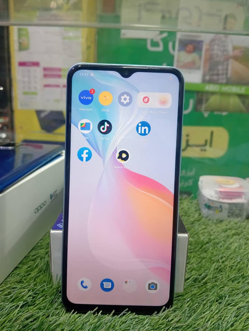 vivo y33s 8/128 good condition

                                                            alt=