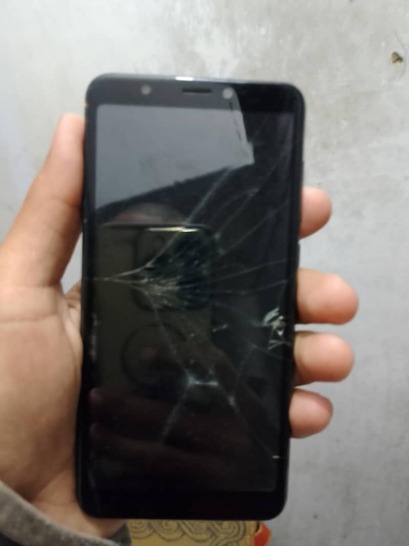 qmobile lt950

                                                            alt=