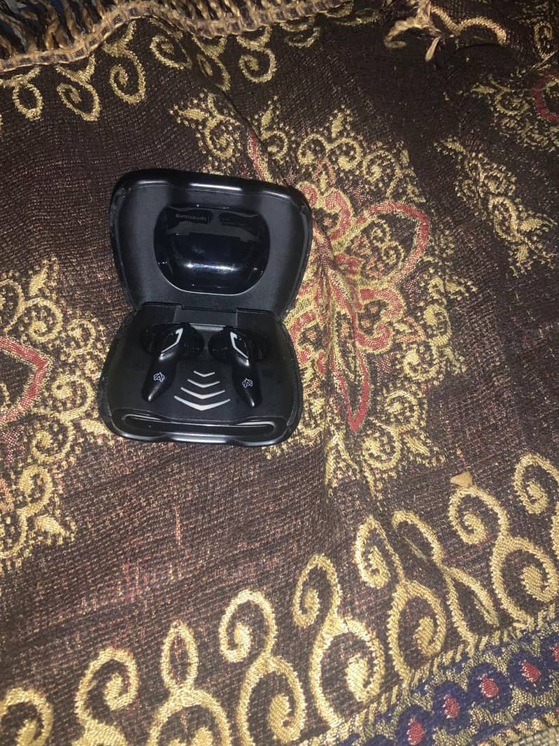 audionic gamming battle buds good condition with box

                                                            alt=