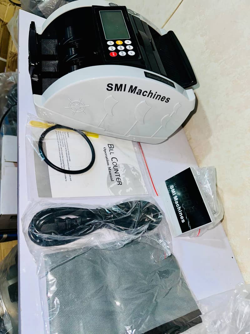 Cash counting machine, mix cash note counting machine, fake detection

                                                            alt=