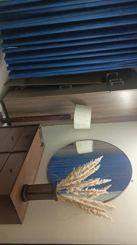 1 Bed Luxury Apartment for rent in Capital square Mall

                                                            alt=