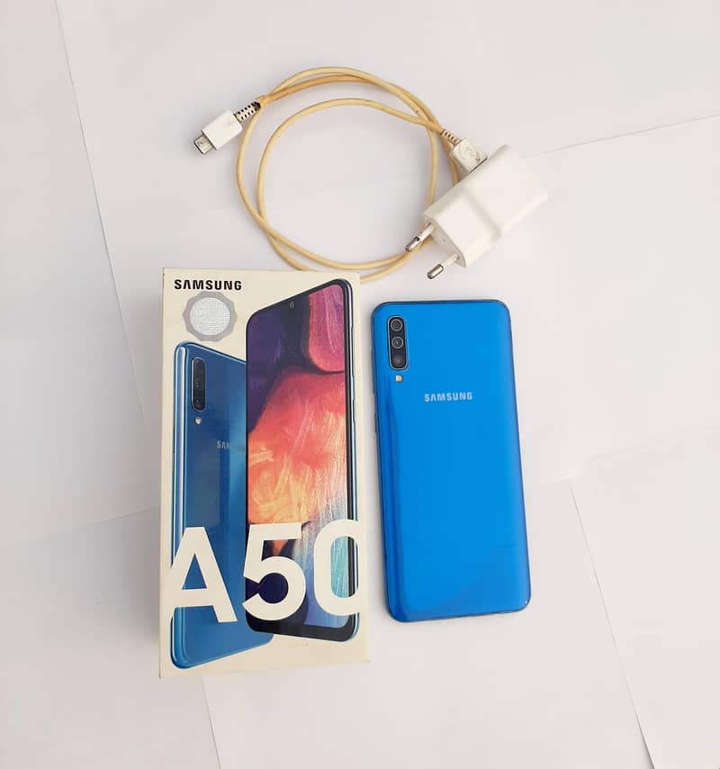Samsung Galaxy A50

                                                            alt=
