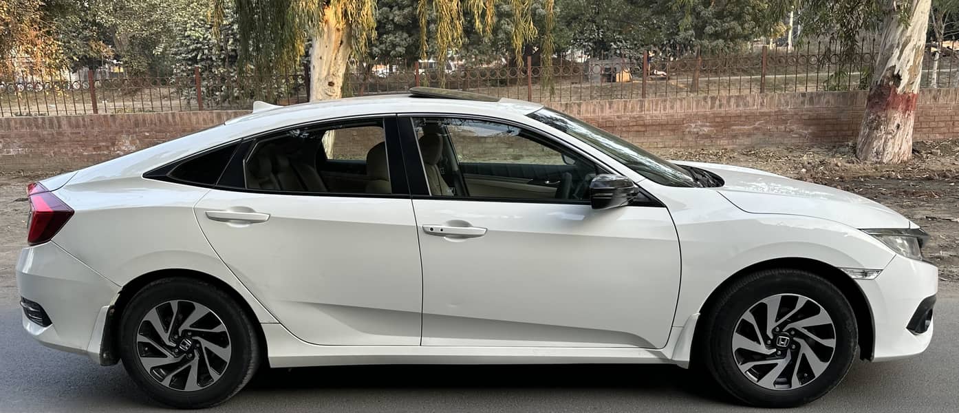 Honda Civic 2017 UG

                                                            alt=