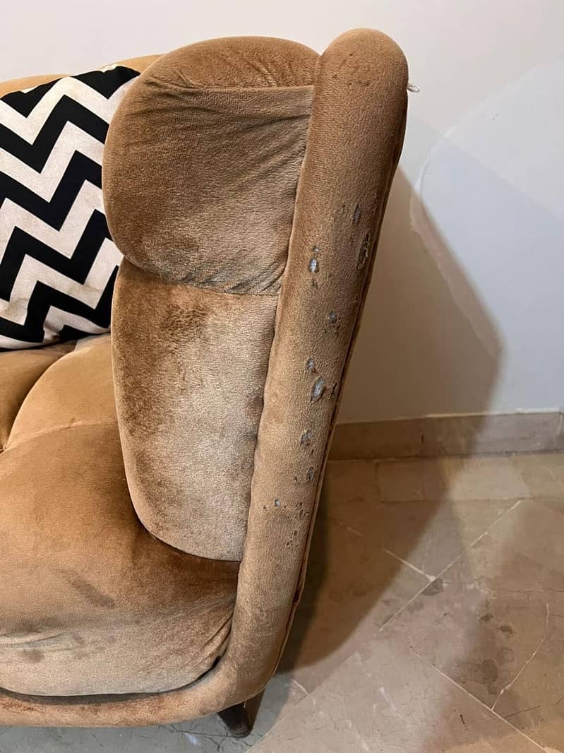 7 Seater Sofa

                                                            alt=