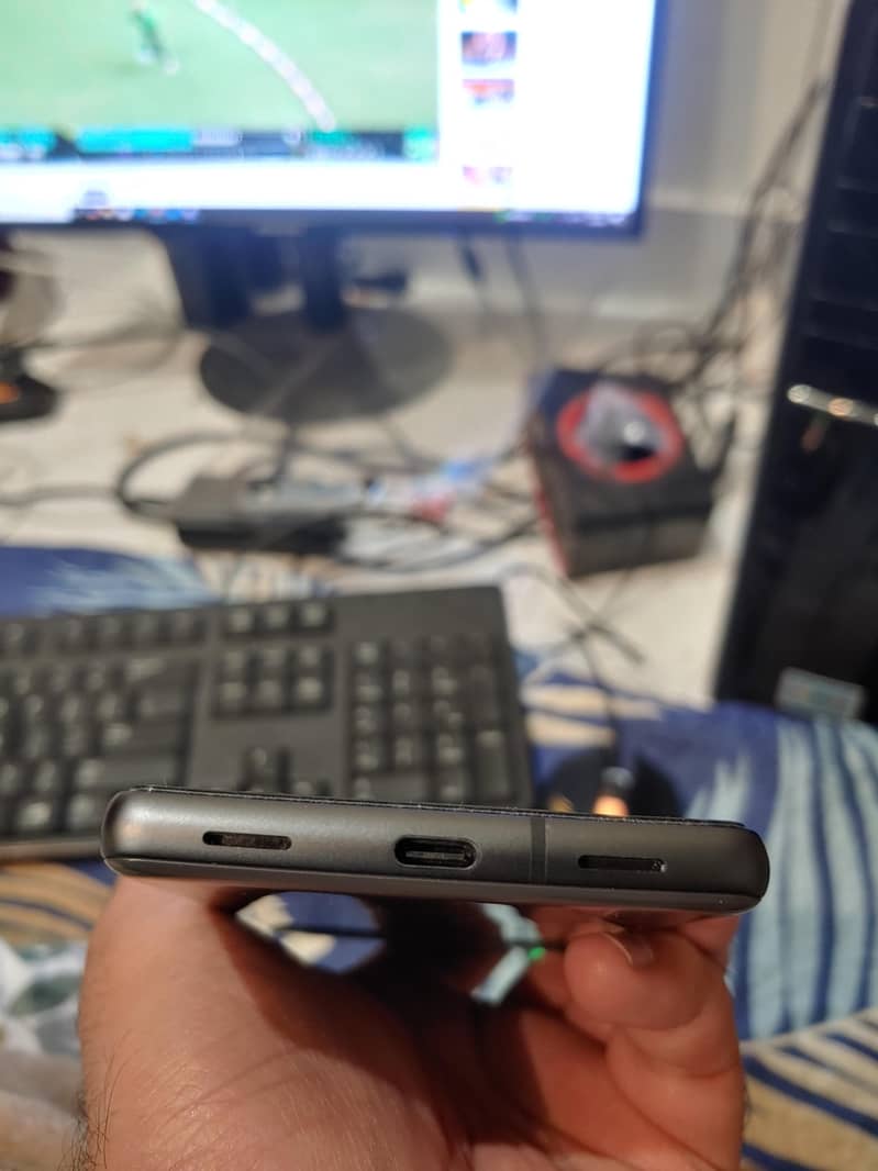 Pixel 7a official pta approved 10/10

                                                            alt=