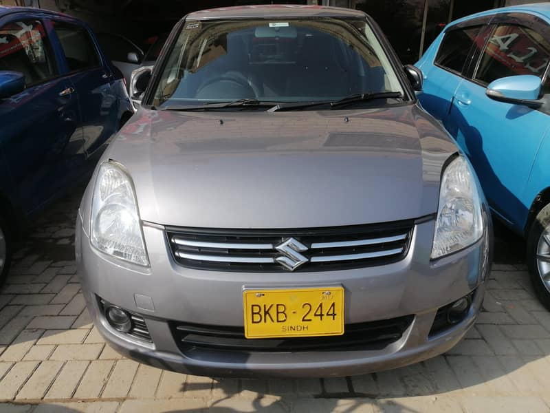 Suzuki Swift DLX 2017 model automatic greyphite grey

                                                            alt=