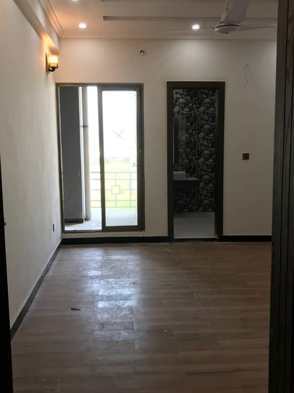 2-bedroom unfurnished apartment available for rent in Madina Tower E-11

                                                            alt=