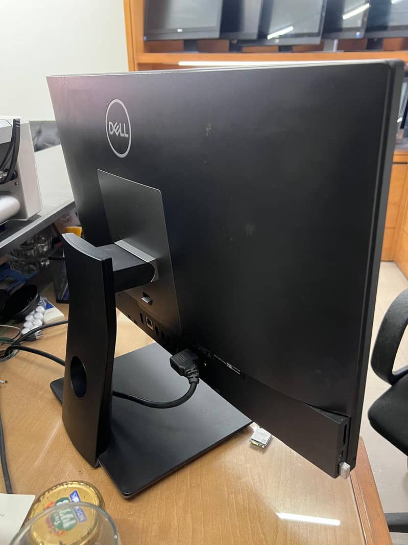 Dell Optiplex 8th Gen AIO 7460 / 5260

                                                            alt=