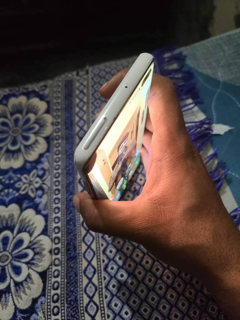 samsung s10plus single sim pta 2sri sim patch ha front glass back crac

                                                            alt=