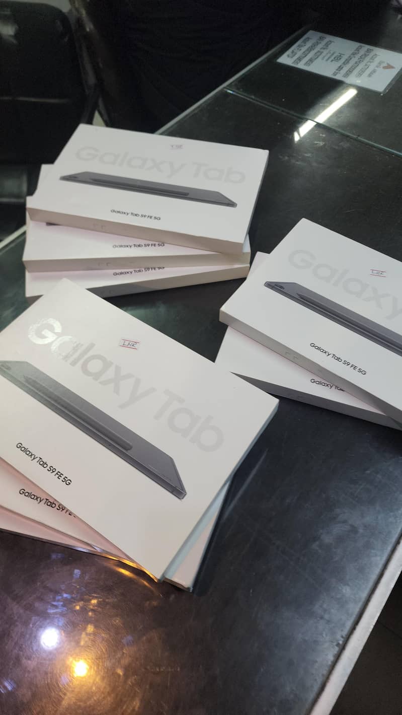 Sumsung S9 Fe 128 5G Sim  (BOX PACKED) New Year Deal

                                                            alt=