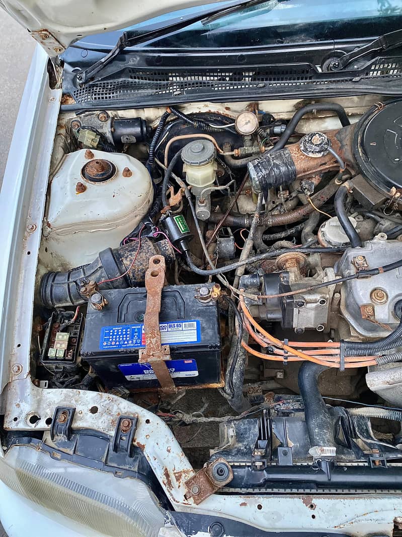 Honda City EXIS

                                                            alt=