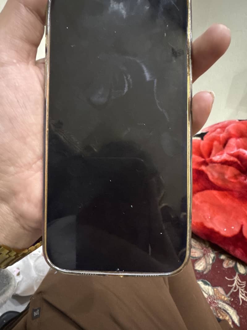 iPhone XS max

                                                            alt=