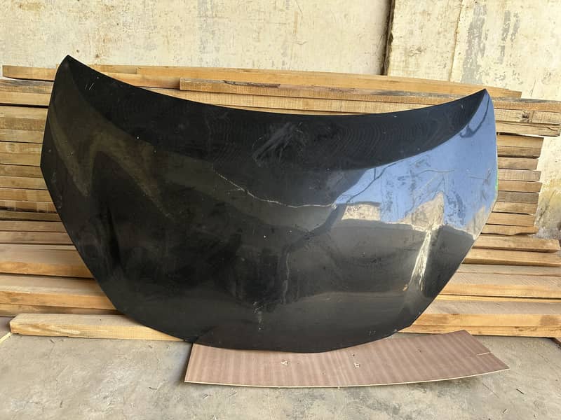 Aqua 2015 bonnet nd 4 doors

                                                            alt=