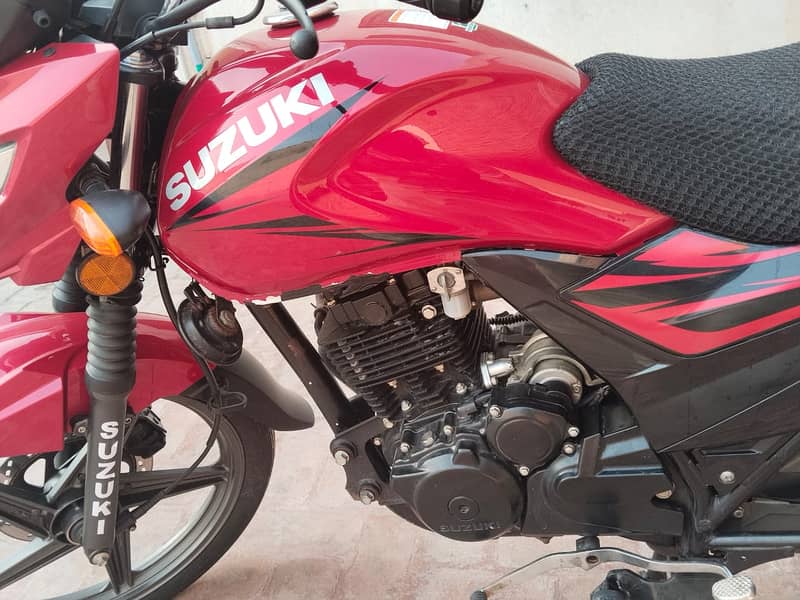 Suzuki GR 150 Model 2024 | 14,874 KMs Driven Bike CALL 0300 - 7000742

                                                            alt=