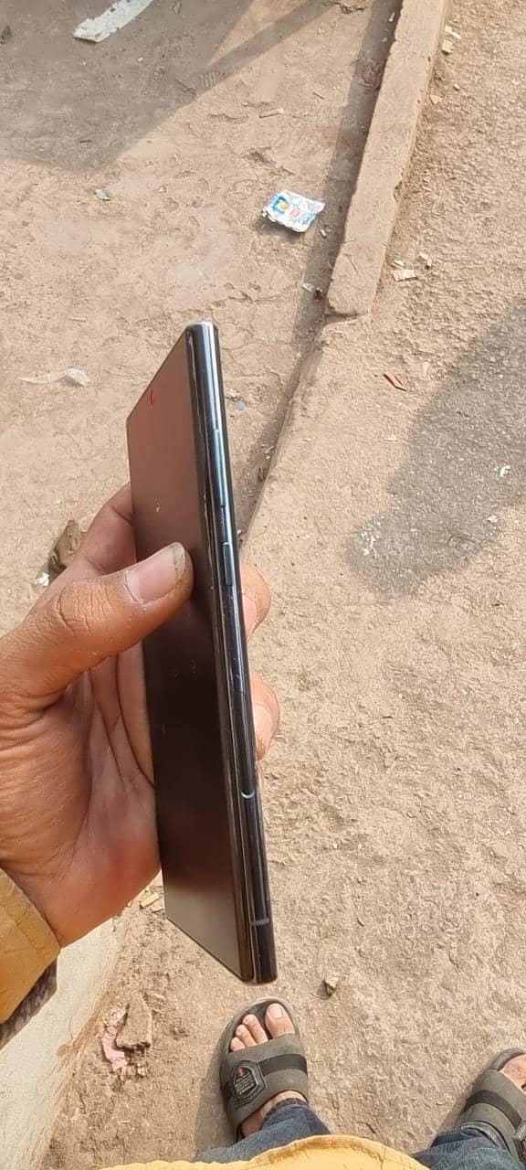 Samsung s22 ultra non pta (exchangepossible)

                                                            alt=