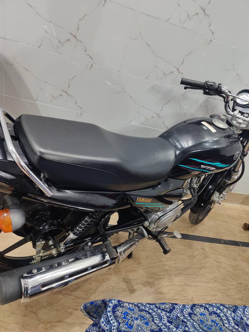 Yamaha | YB 125Z-DX | Model 2023 | *03404057756* |

                                                            alt=