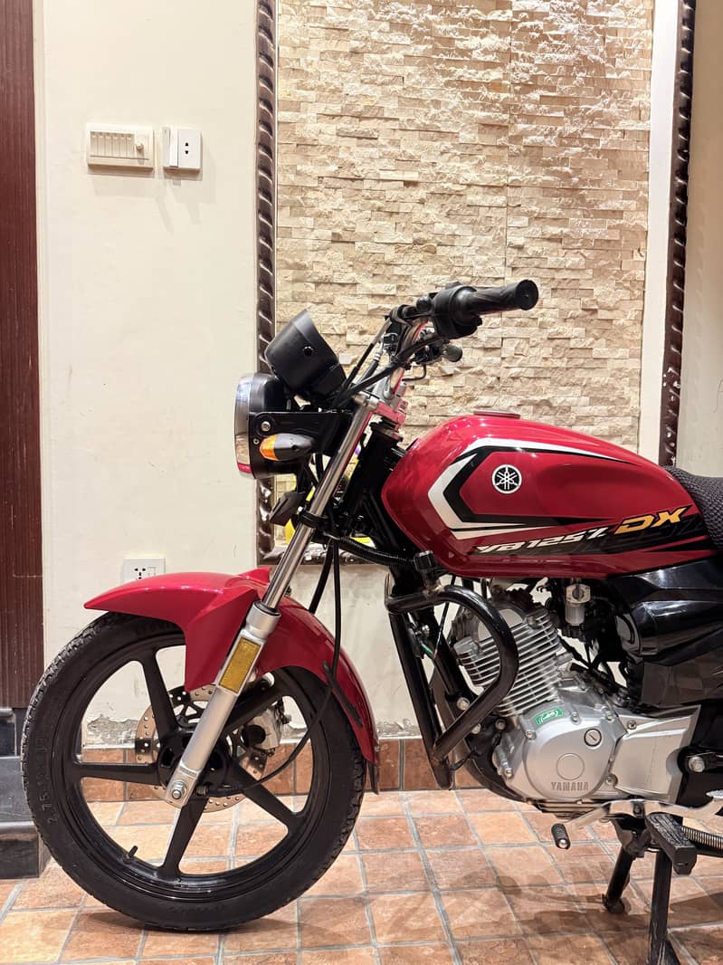 Yamaha YB 125Z-DX Model 2025 Bike 20000 KMS Driven Call 0305 - 781813

                                                            alt=