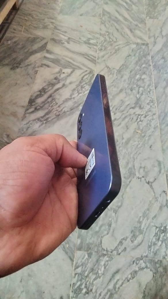 Samsung a25 5g

                                                            alt=