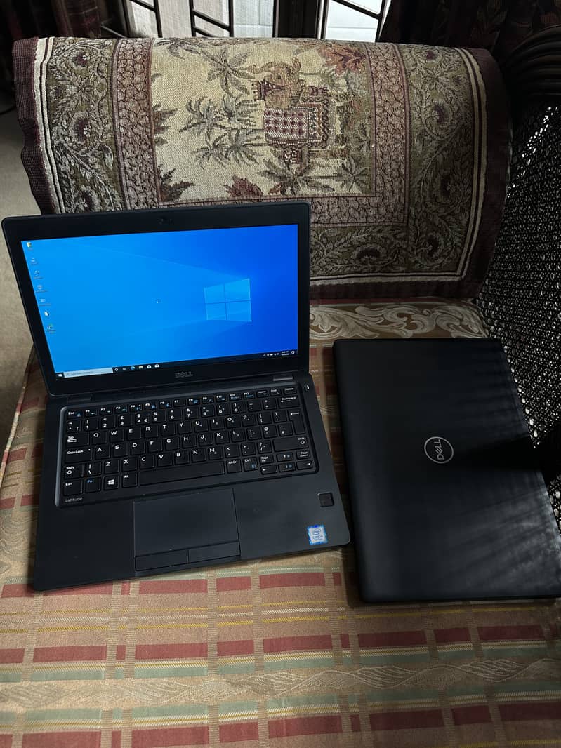 Dell Laptop Core i5 i7 10th 11th 12th Gen Latitude 5320 5410 5510 5520

                                                            alt=