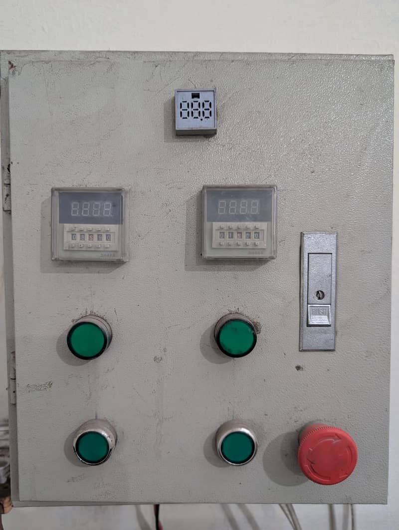 Water Filter Plant | Water Filling Station | Bottle Filling Table

                                                            alt=