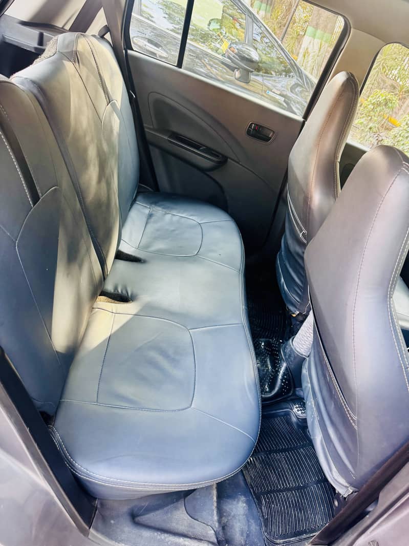 Suzuki Cultus VXL AGS

                                                            alt=