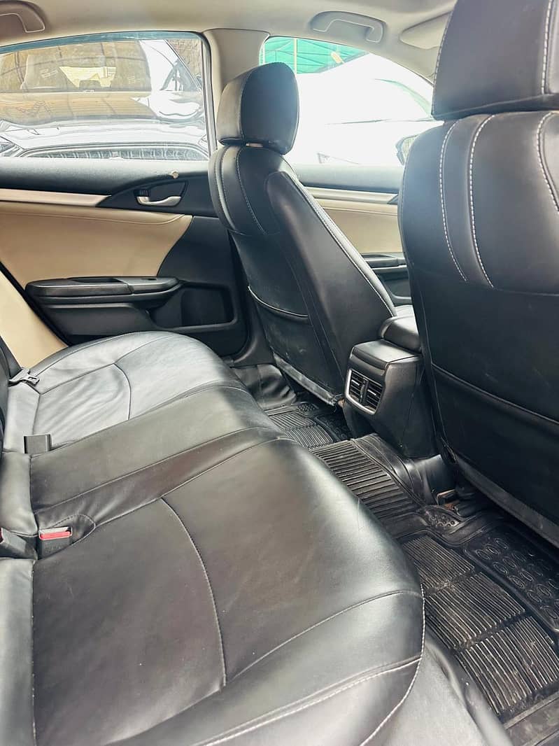 Honda Civic UG 2018 Bank Leased

                                                            alt=