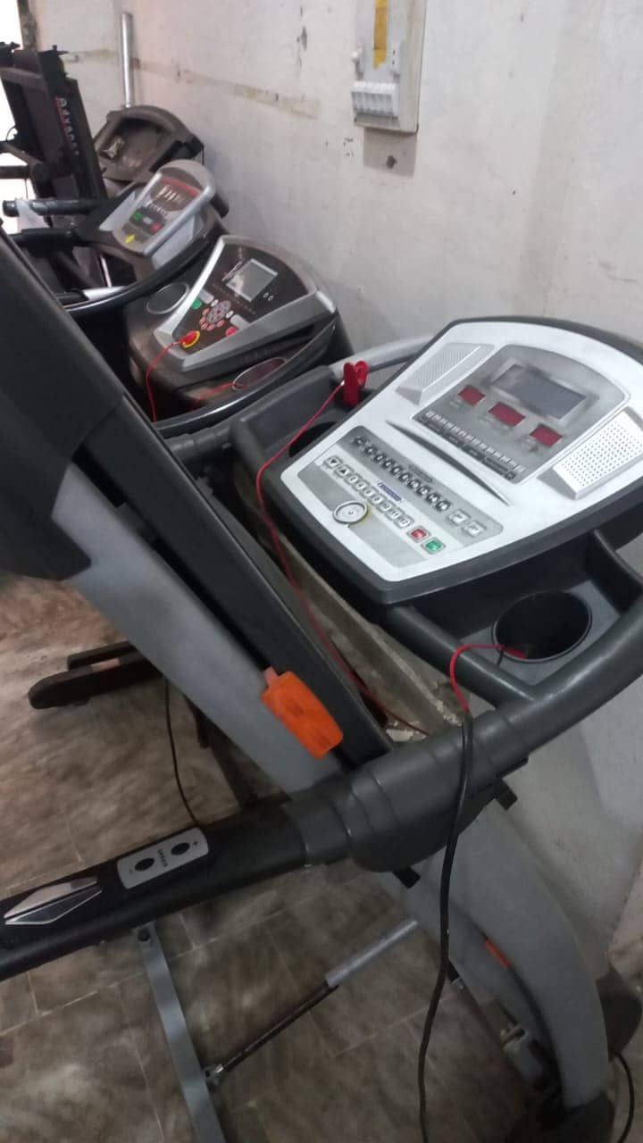 Gym treadmill |Running machine| Cardio machine |Weight loss treadmill

                                                            alt=