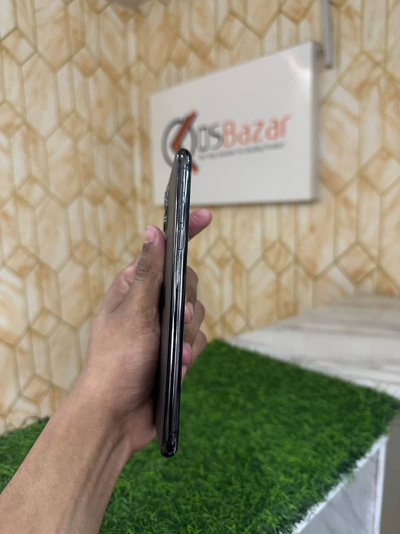 IPHONE 11 PRO MAX | 512GB | NON PTA APPROVED | FACTORY UNLOCK | APPLE

                                                            alt=