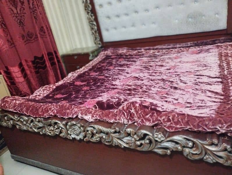 Bed side table dressing | Double bed | Chinioti wood | Furniture

                                                            alt=