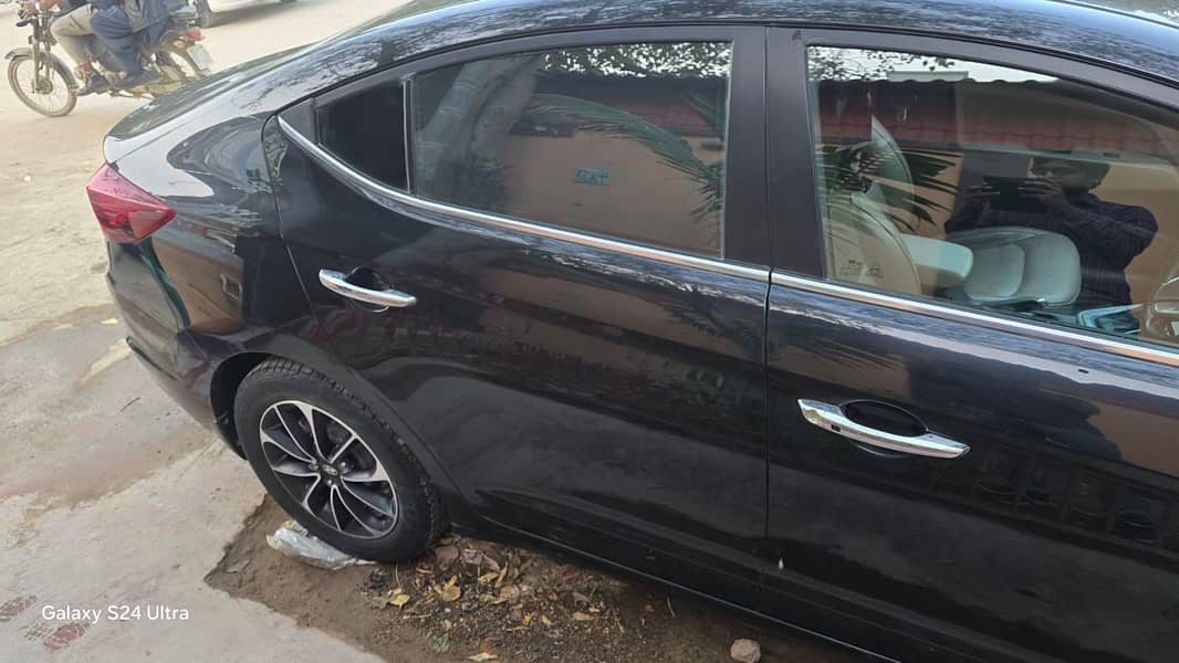 Hyundai ELANTRA GLS 2022 MINT CONDITION LIKE NEW

                                                            alt=