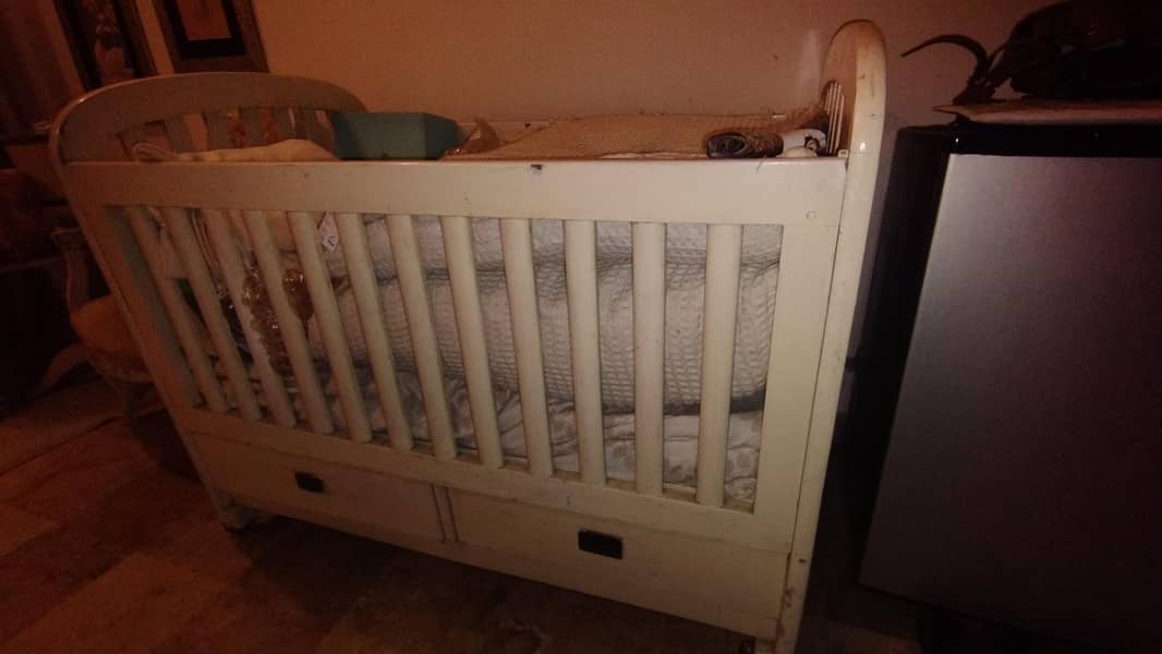 Kids Bed (0-6 years)

                                                            alt=
