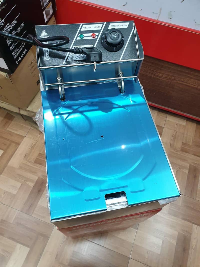 Single Electric 6L Commercial Deep Fryer Electric Frying Machine

                                                            alt=