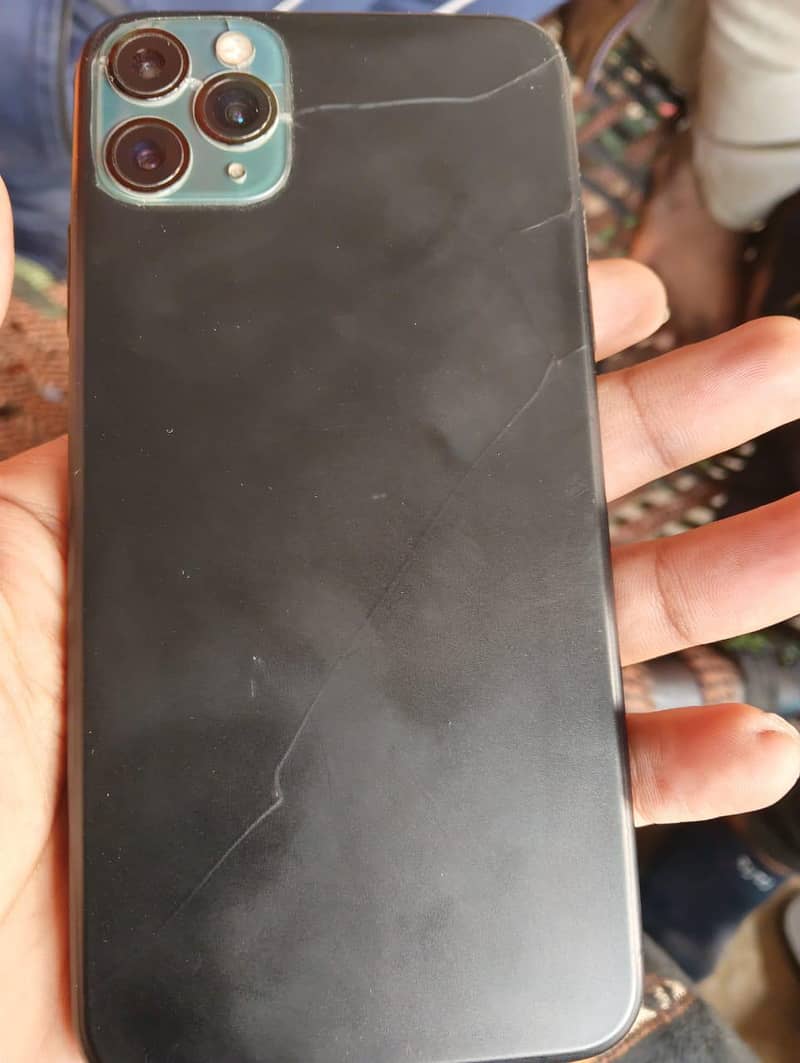 I phone 11pro max

                                                            alt=