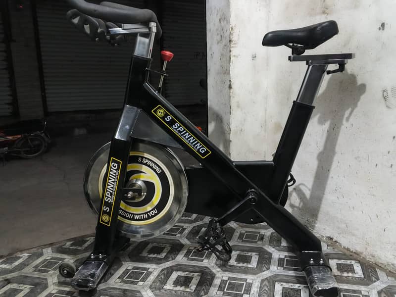 Spin Bike , Cardio , Fitness , Exercise Gym Machine, Cycle For Sale

                                                            alt=