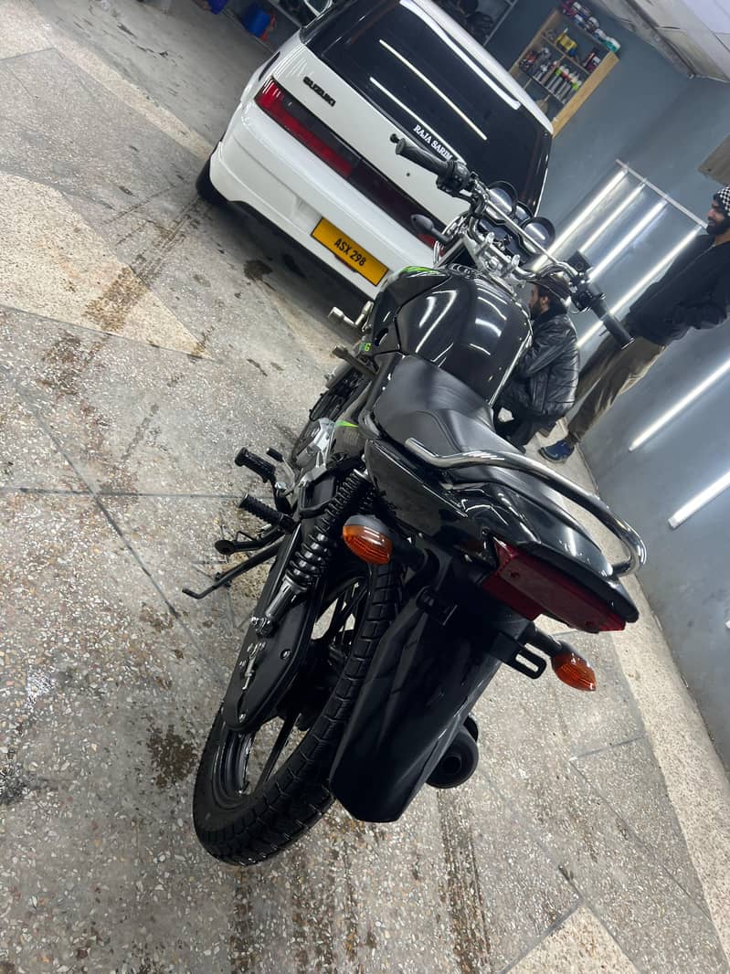 Yamaha 125 YBR G  2025/26 model new shape urgent sale

                                                            alt=