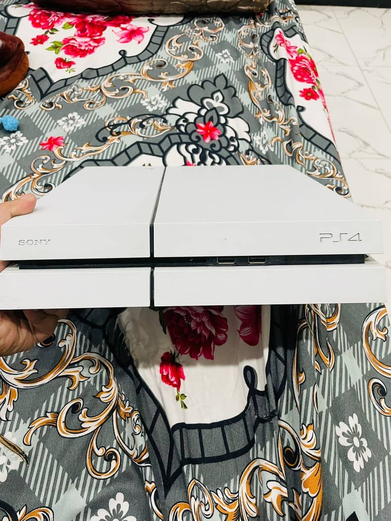 Playstation PS4 500gb jailbreak

                                                            alt=