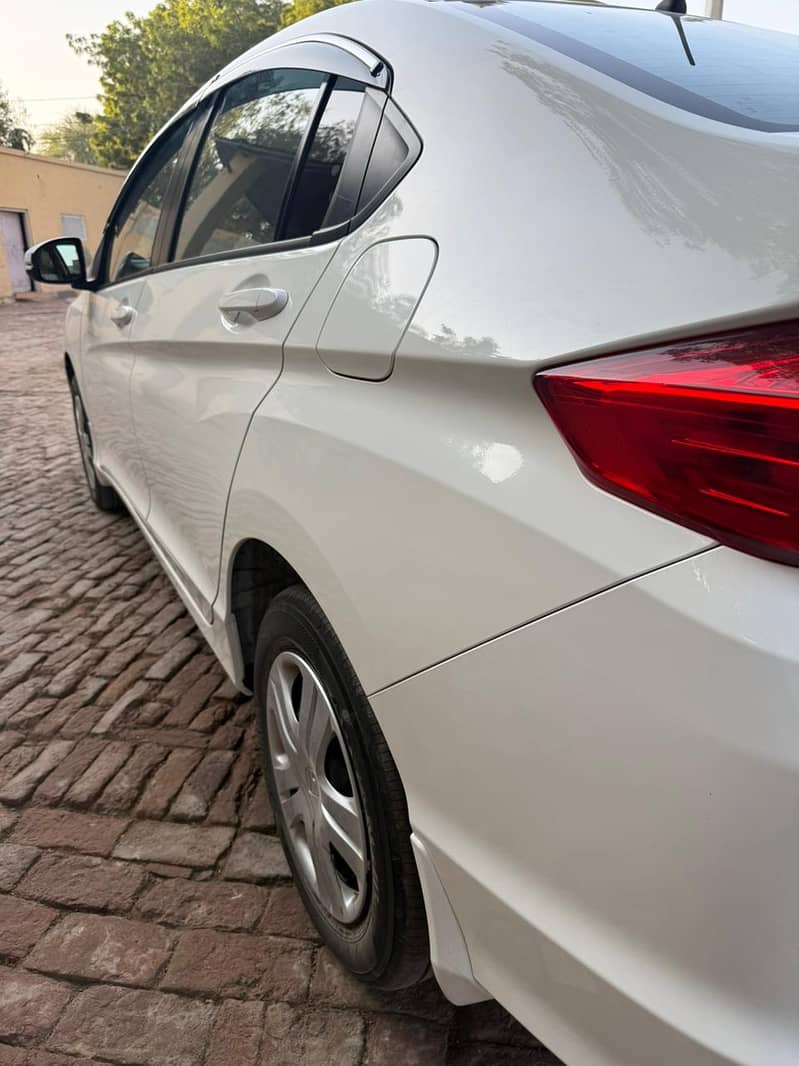 Honda City 1.2L CVT 2025  Model

                                                            alt=