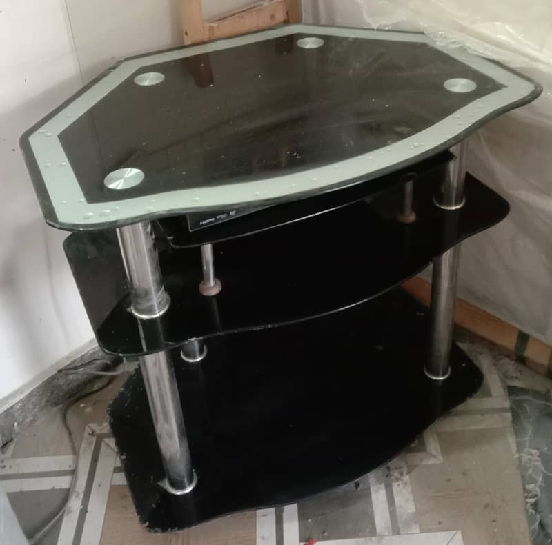 Tv trolley

                                                            alt=