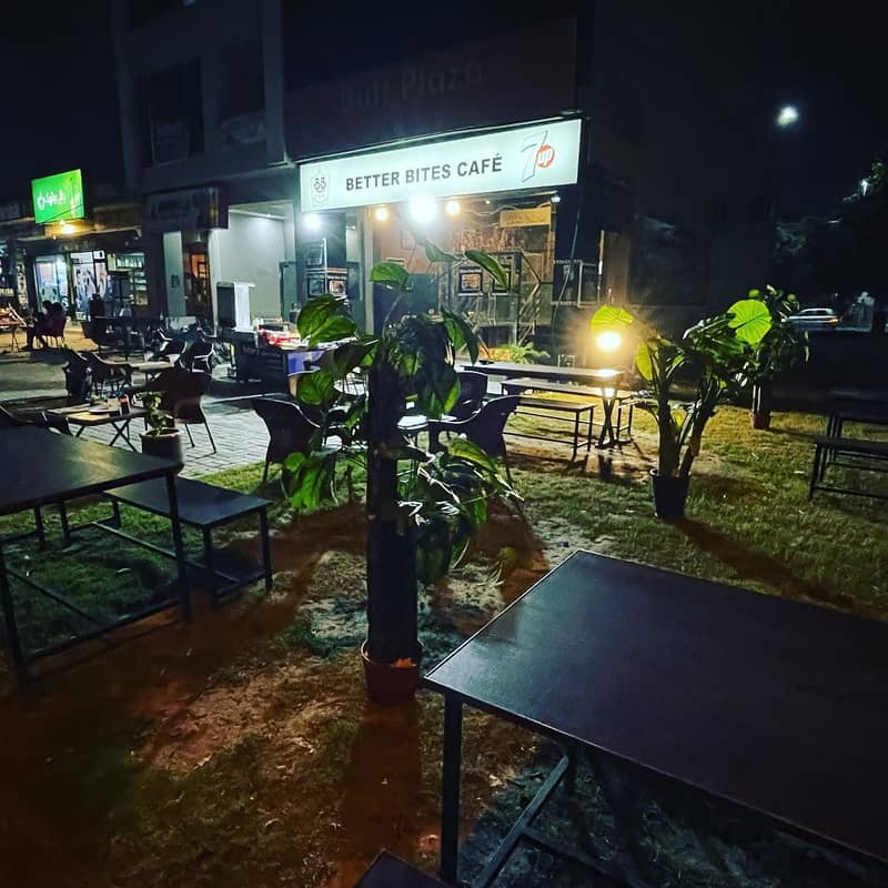 Running Fast food Cafe for sale/Running  restaurant for sale

                                                            alt=