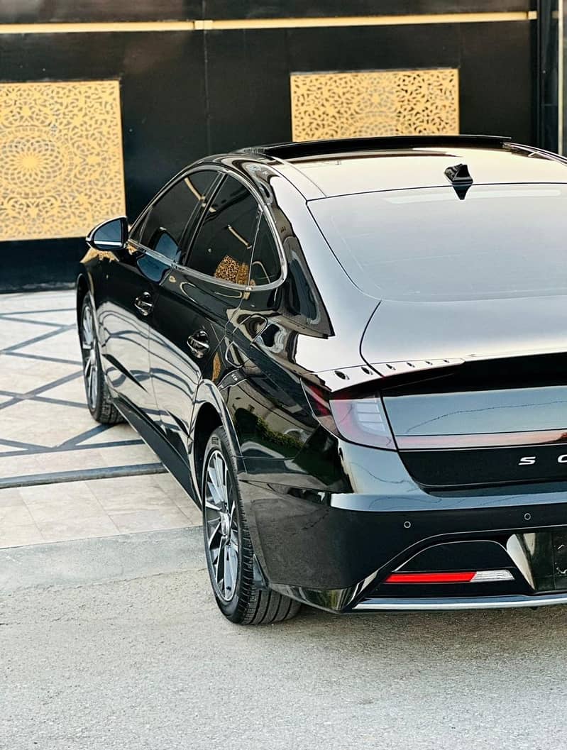 Hyundai Sonata 2.5 Model 2021/22

                                                            alt=