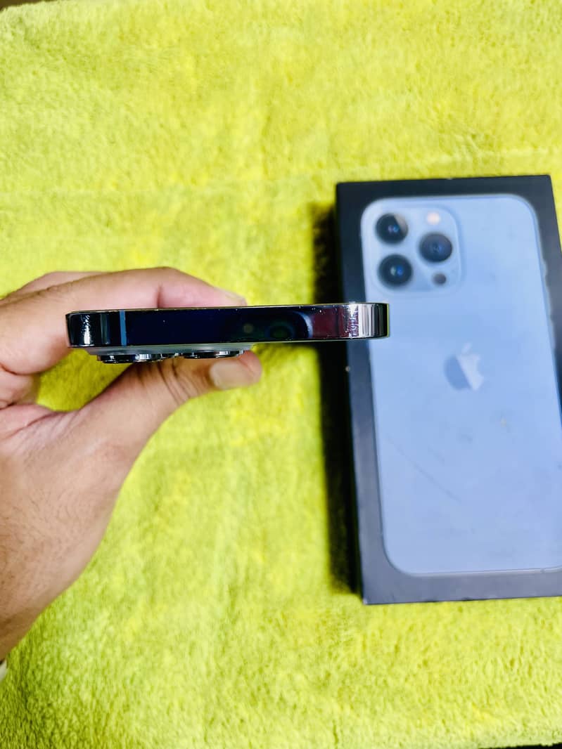 iphone 13 pro  128GB pta approved

                                                            alt=