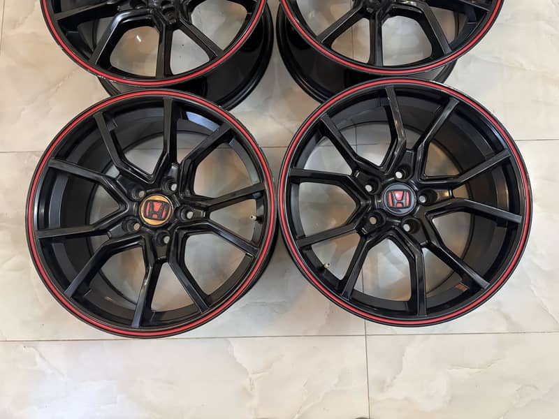 Type R 17 inch 5 nit 114 pcd 7.5jj rims

                                                            alt=