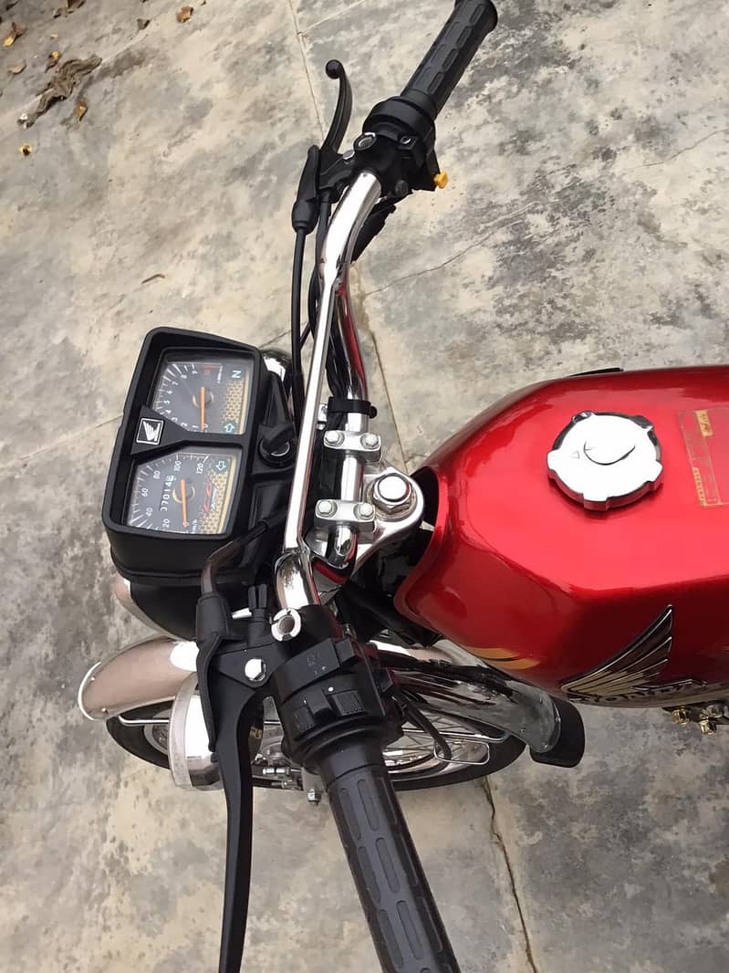 Self star

                                                            alt=