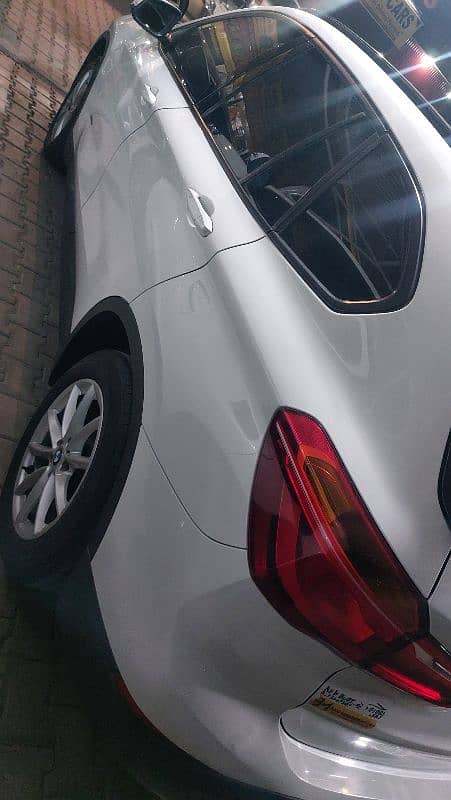 Bmw X1,X1 bmw top variant,Bmw X1

                                                            alt=