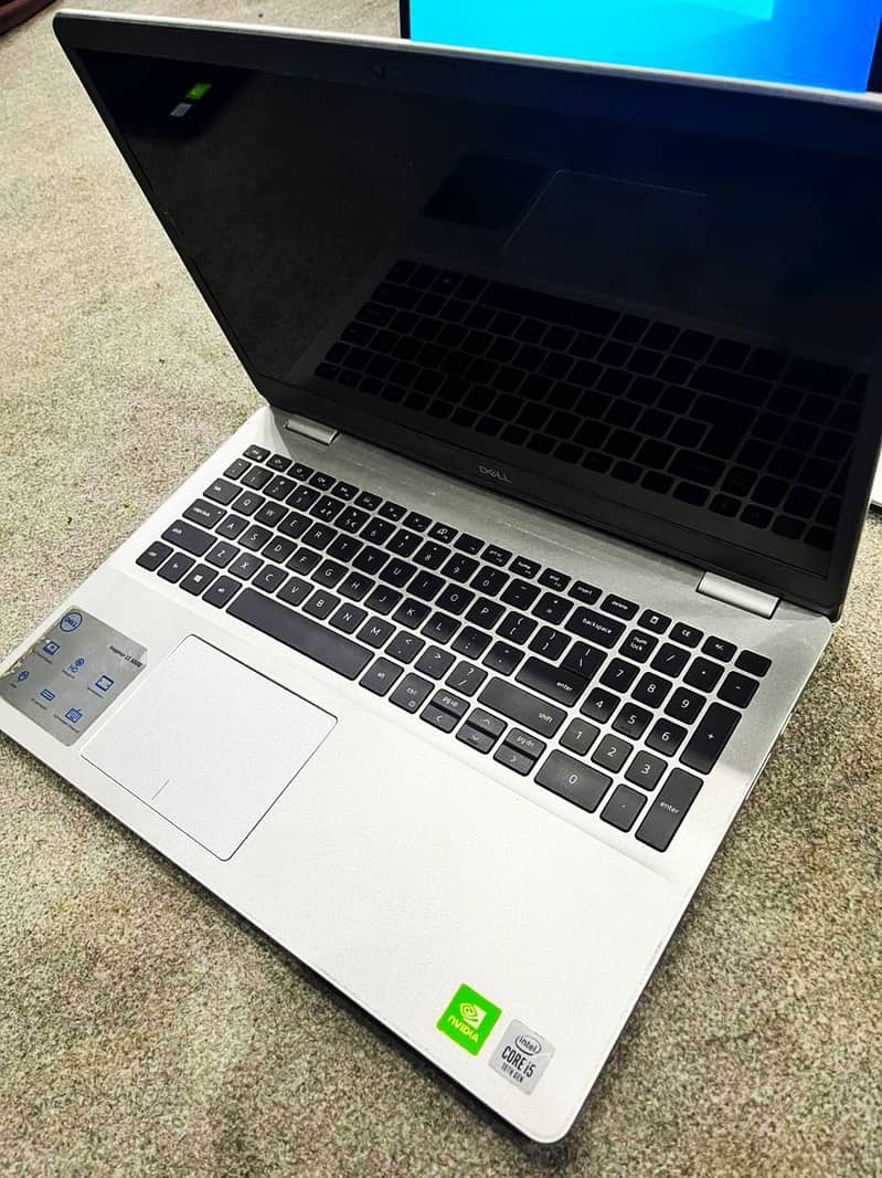 Dell  Inspiron 5593 | i5 10th Gen | 8GB | 256GB SSD |2GB NVIDIA|Laptop

                                                            alt=