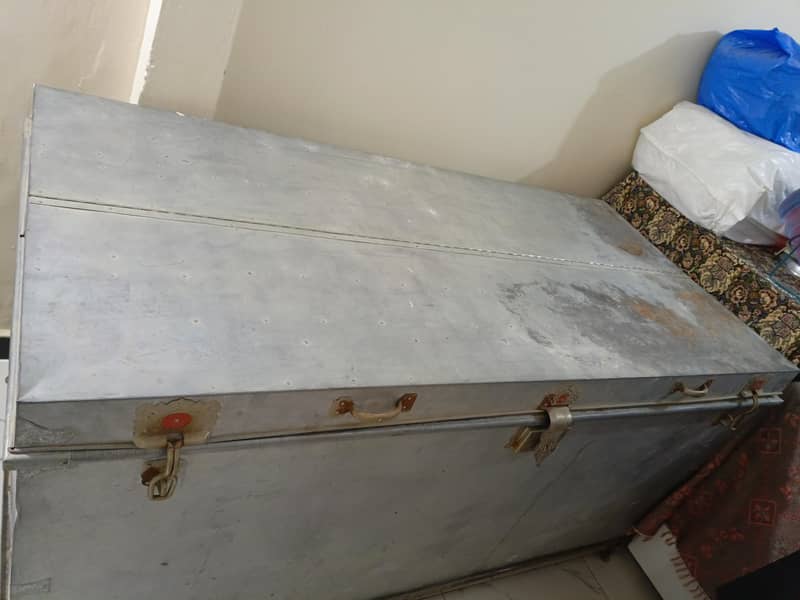 Peti For Sale 6ft Good Condition

                                                            alt=