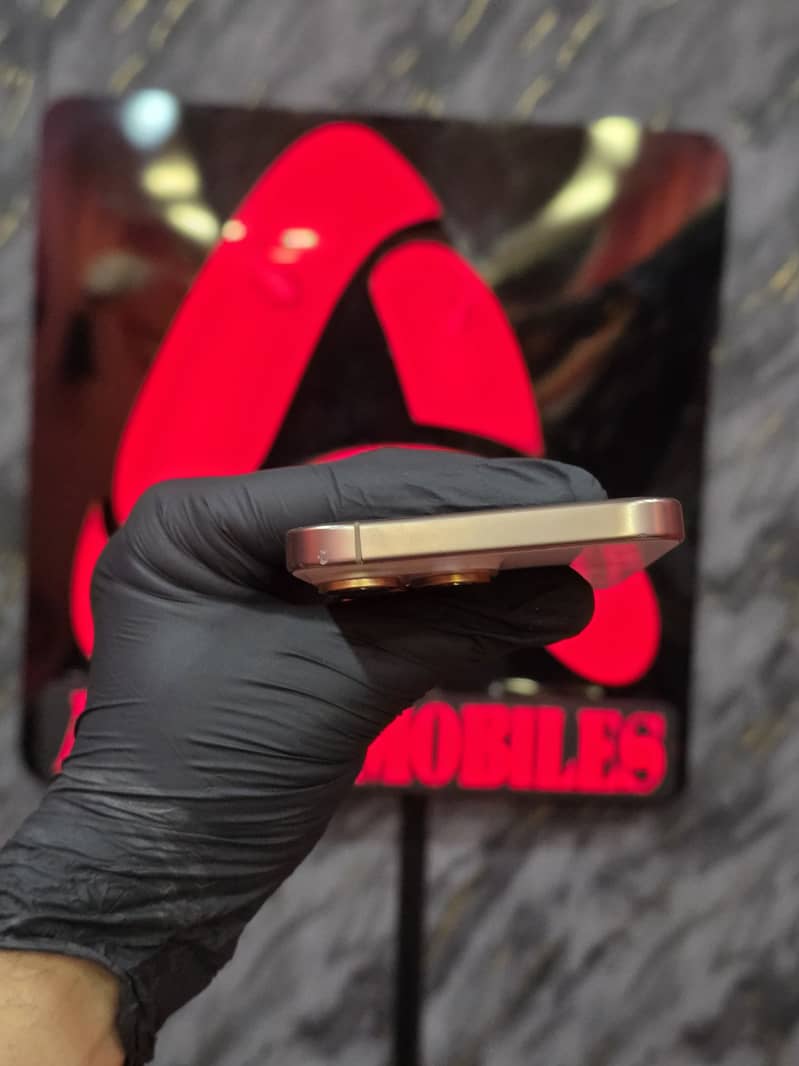 Iphone 16pro max 256GB FU

                                                            alt=