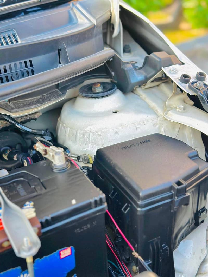 Toyota Yaris GLI MT 1.3 2020

                                                            alt=